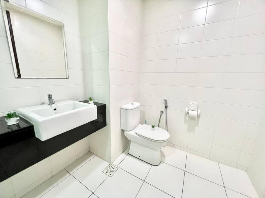 F 1-5 Pax 3Bed Cozy Home Studio Trefoil Setia Alam Wifi & Tv Shah Alam Exterior photo