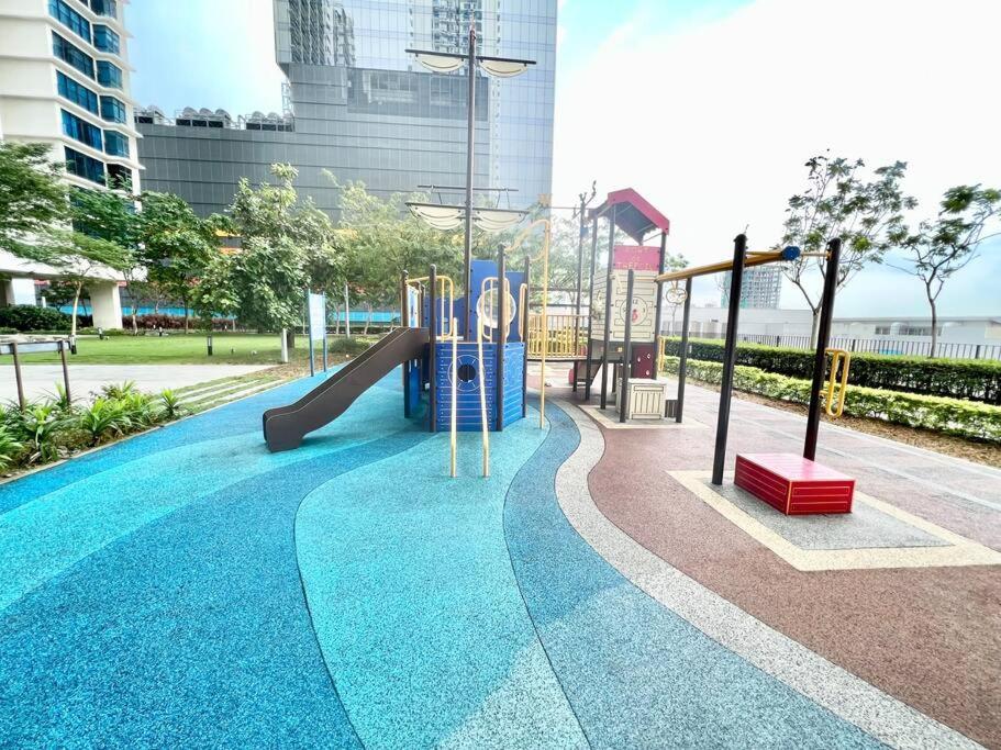F 1-5 Pax 3Bed Cozy Home Studio Trefoil Setia Alam Wifi & Tv Shah Alam Exterior photo